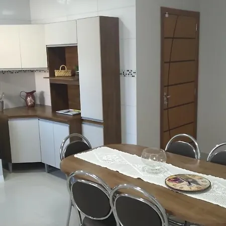 Villa Casa Aconchegante Com Piscina E Bem Localizada Foz do Iguaçu Exterior foto